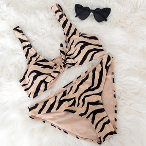 Cabana del Sol two piece zebra stripe bikini Large